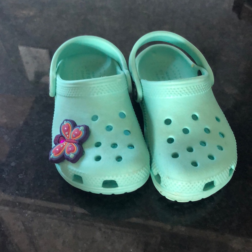 Girls Mint Crocs